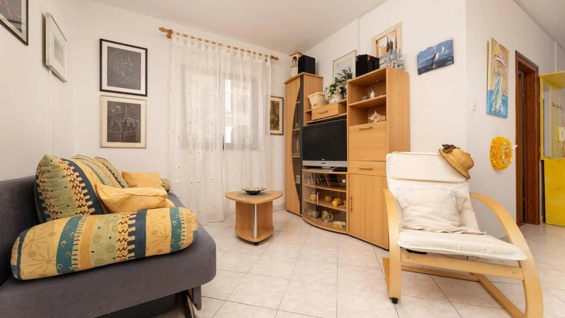 Apartments With A Parking Space Nska, Krk - 21727 Malinska