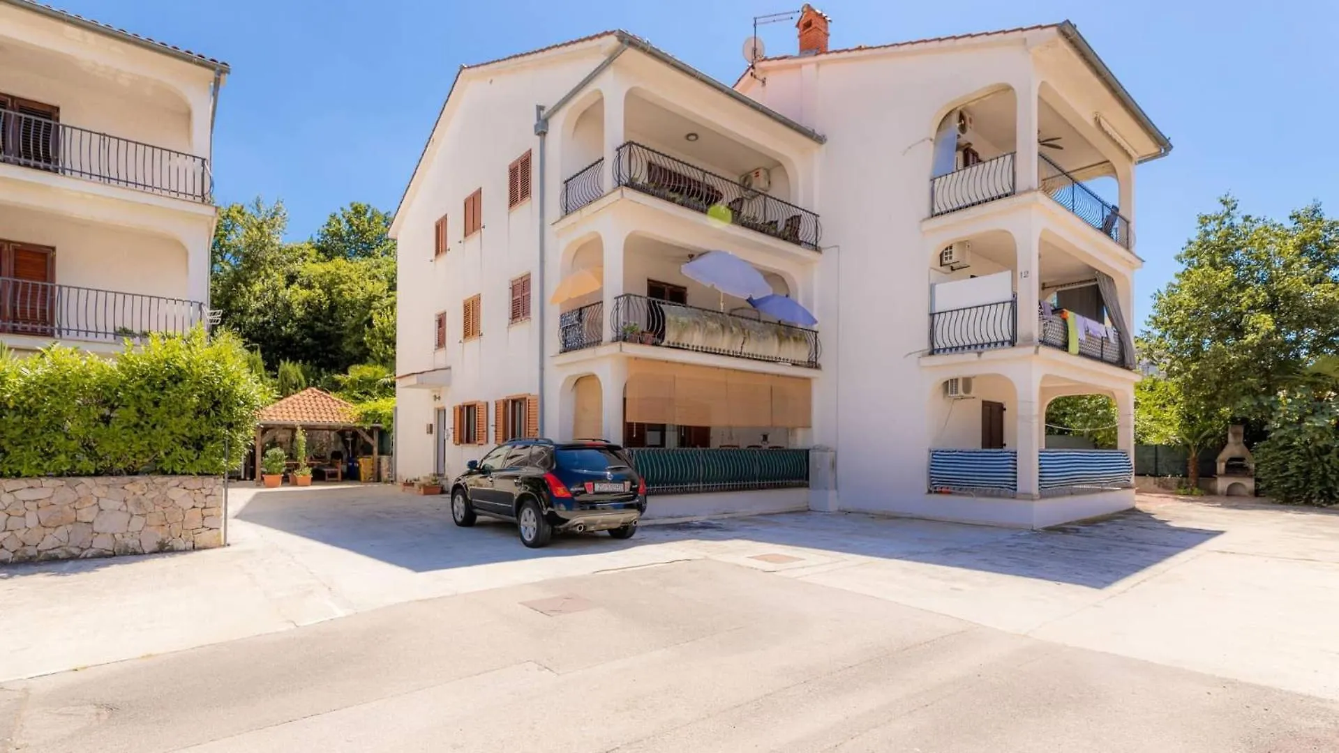 Apartments With A Parking Space Nska, Krk - 21727 contacts
